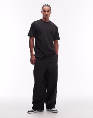 Nike Premium Essentials t-shirt in light - Image 3